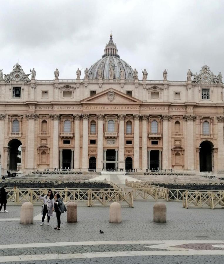Vatican Apartment Borgo Pio Рим Экстерьер фото